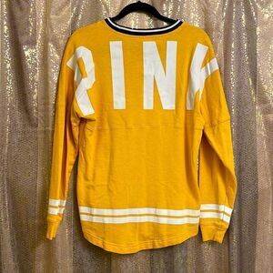 PINK Victorias Secret golden yellow/white logo long sleeve oversized shirt XS